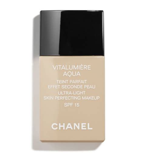 chanel vitalumière aqua ultra-light skin perfecting makeup spf 15|vitalumière aqua sunscreen.